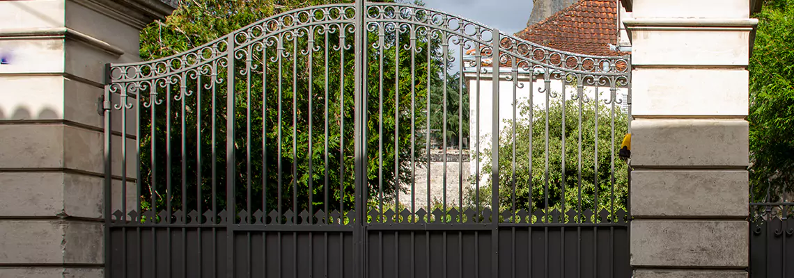 Wooden Swing Gate Repair in Weston